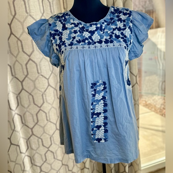 EUC J. Marie Blue Floral Embroidered Flutter Sleeve Peasant Top - Picture 4 of 15